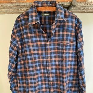 Vintage cotton flannel Orvis plaid shirt. Button down collar. Size large